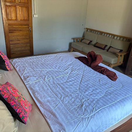 Tonmai Suites Koh Lanta Bagian luar foto
