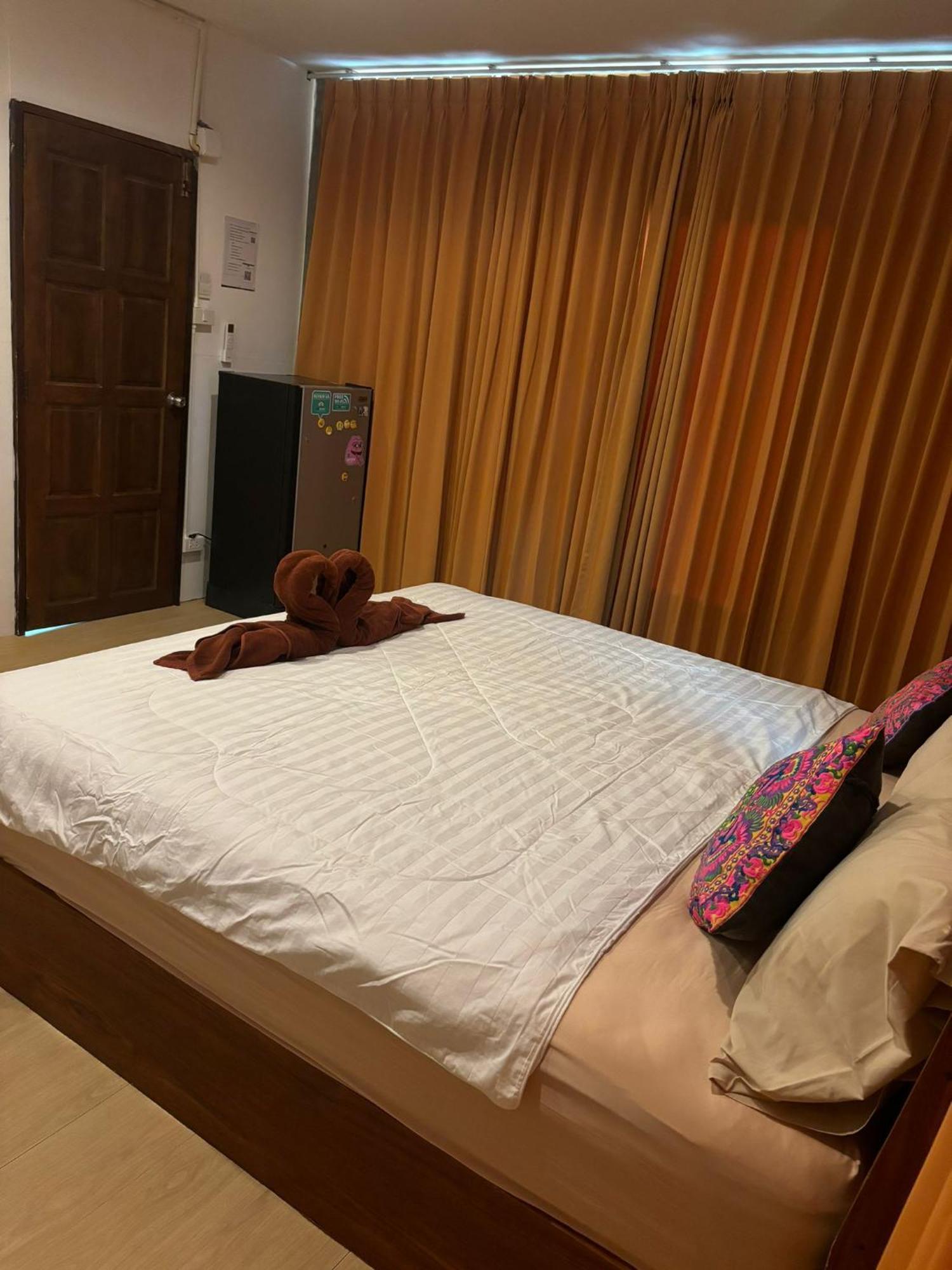 Tonmai Suites Koh Lanta Bagian luar foto