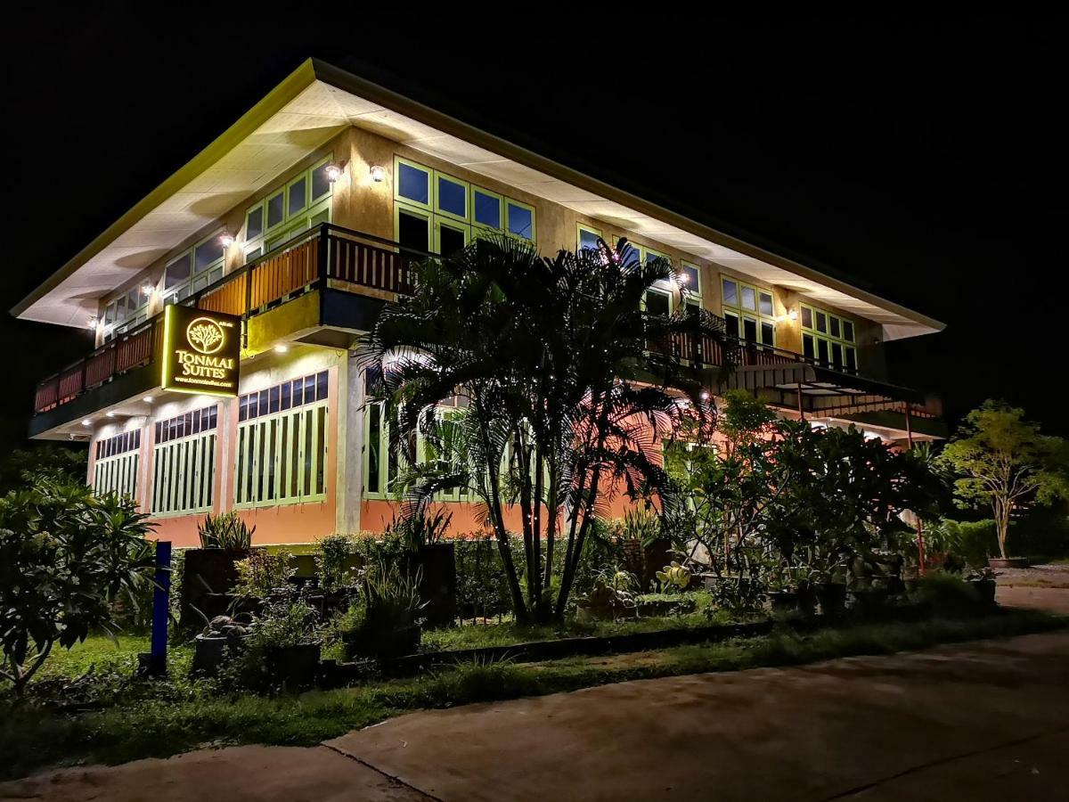 Tonmai Suites Koh Lanta Bagian luar foto