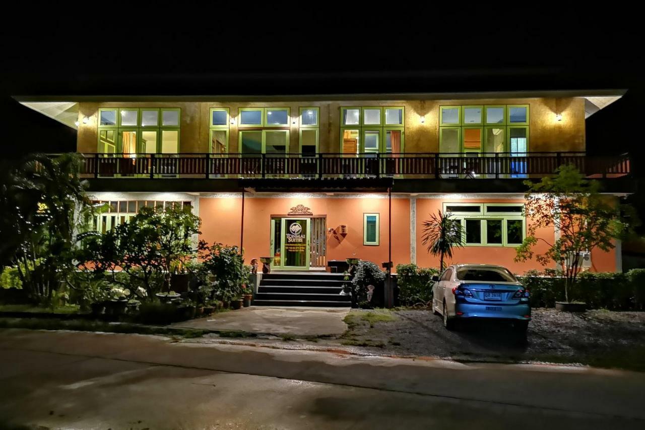 Tonmai Suites Koh Lanta Bagian luar foto
