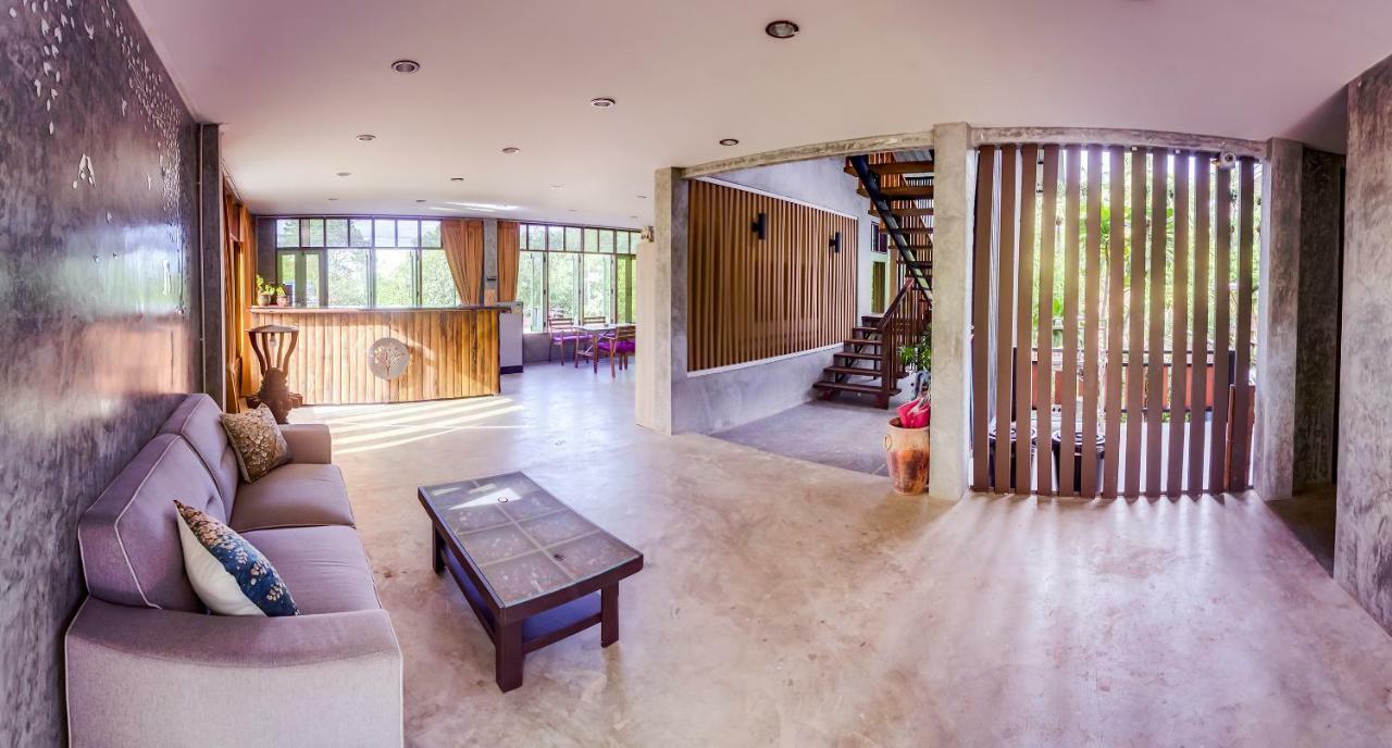 Tonmai Suites Koh Lanta Bagian luar foto