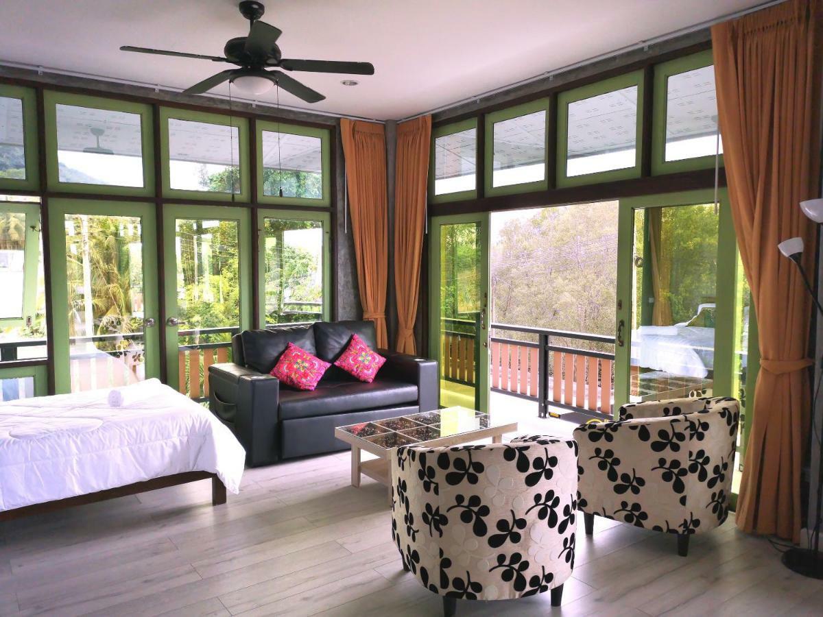 Tonmai Suites Koh Lanta Bagian luar foto