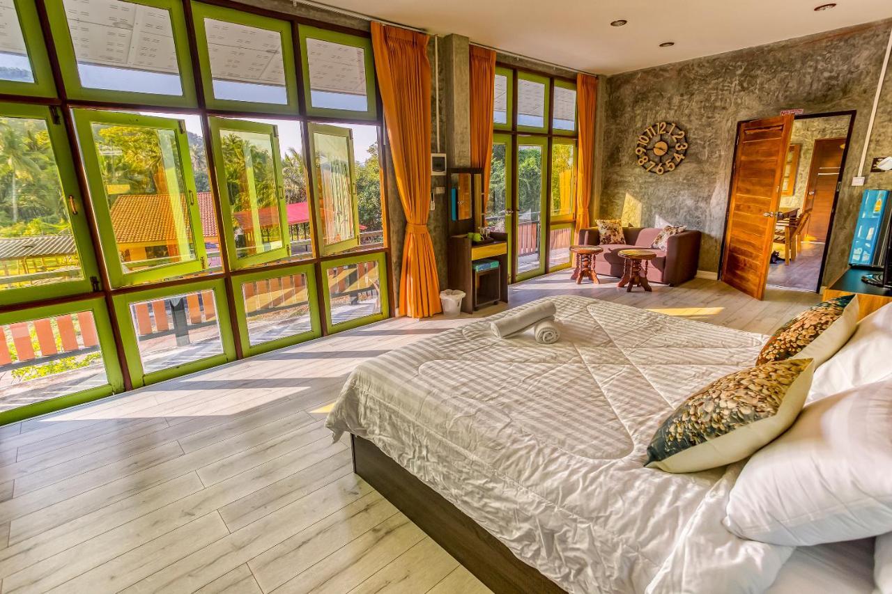 Tonmai Suites Koh Lanta Bagian luar foto
