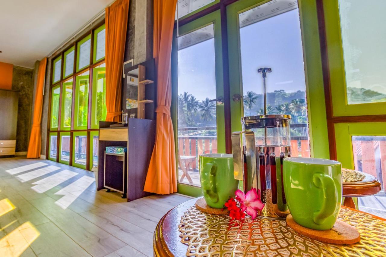 Tonmai Suites Koh Lanta Bagian luar foto